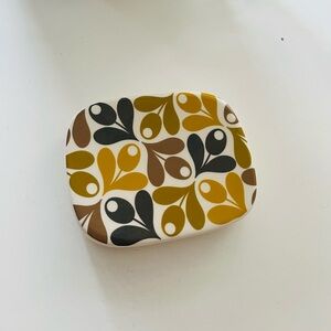 Orla Kiely ceramic soap dish